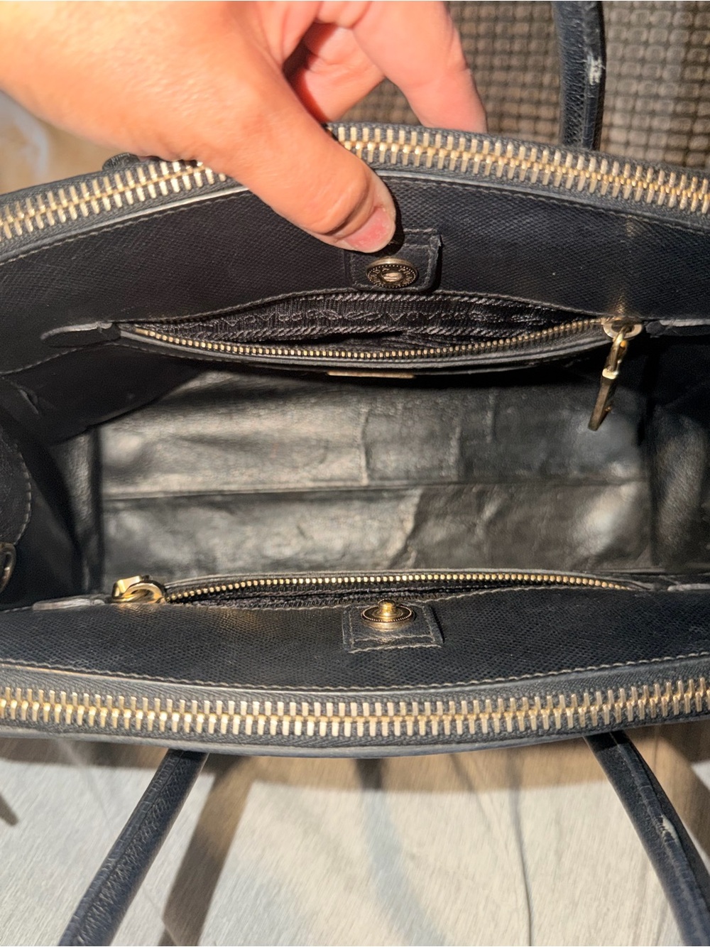 Prada Black Saffiano Cuir Leather Dome Tote Handbag - Picture 11 of 16
